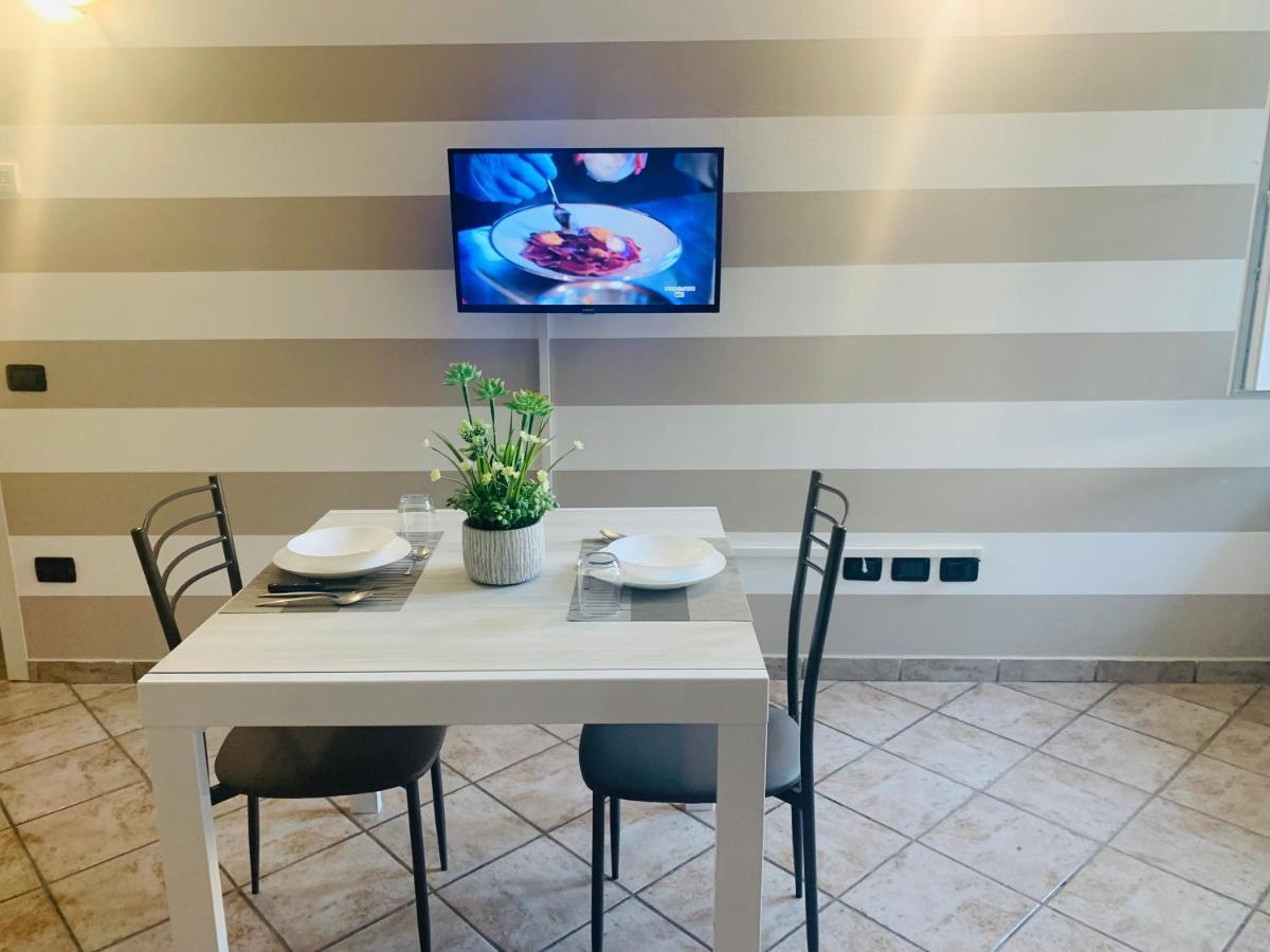 Apartament Il Cortiletto Somma Lombardo Zewnętrze zdjęcie