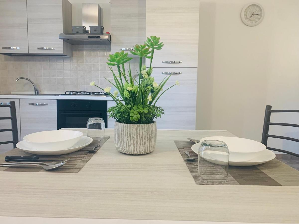 Apartament Il Cortiletto Somma Lombardo Zewnętrze zdjęcie
